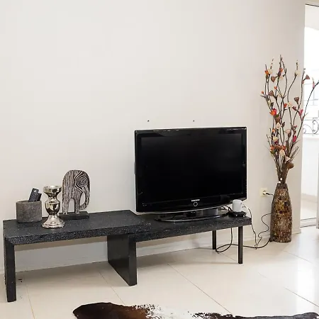Lägenhet Modern 2bd In Evksinograd With Pool & Balcony By Flat Mаnаger Varna